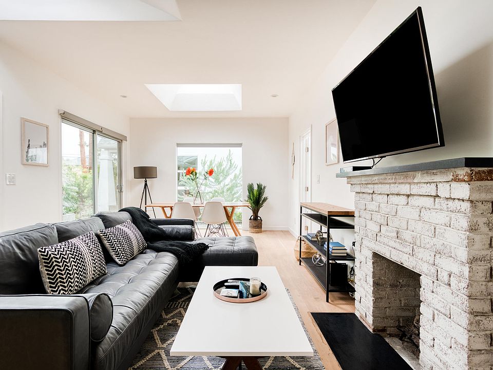 1st image of 607A Westminster Ave