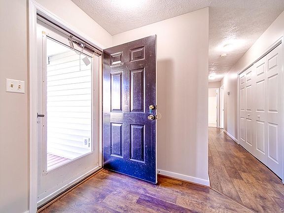 3rd image of 3711 Harrow Dr