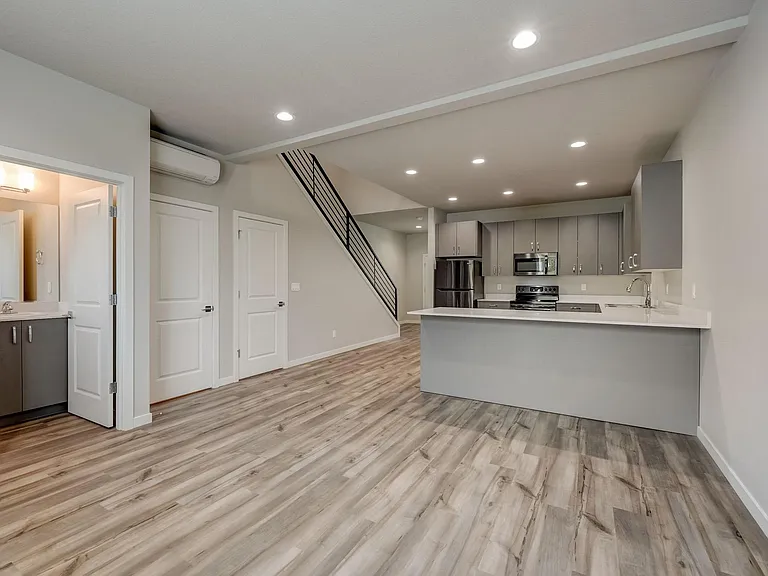 Harley Townhomes — Photo 7