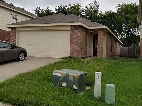 3rd image of 6933 Brookglen Ln