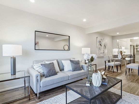 4th image of 3706 Fairfax Way