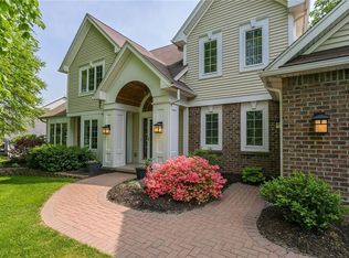 540 Spring Meadow Ln, Webster, NY 14580