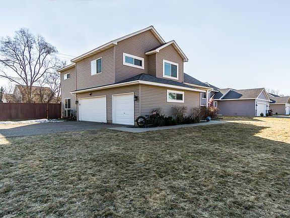 3rd image of 900 2nd St