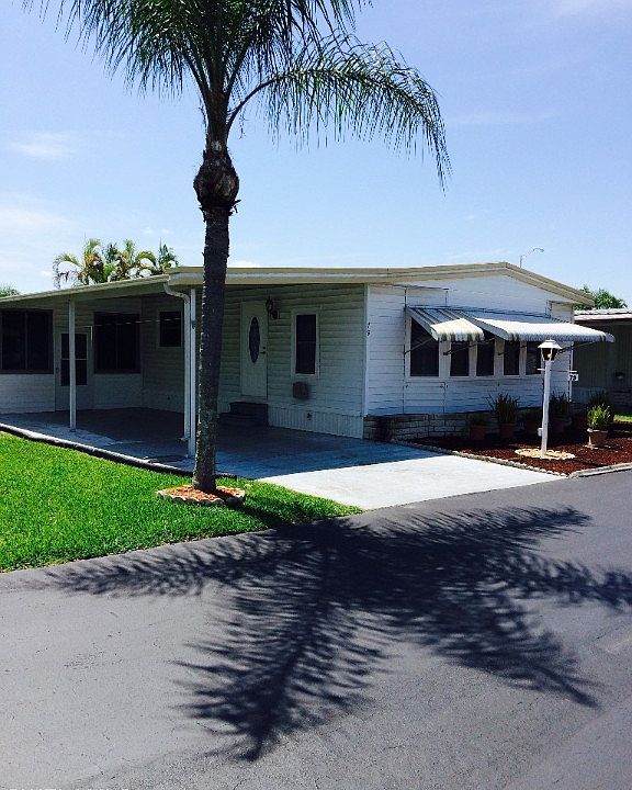 1st image of 79 Palos Dr #79