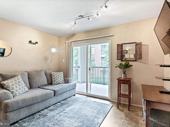 4th image of 3304 Wyndham Cir APT 235