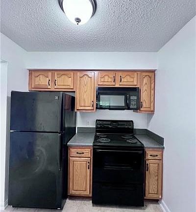 3rd image of 103 Sandra Del Mar Dr #103