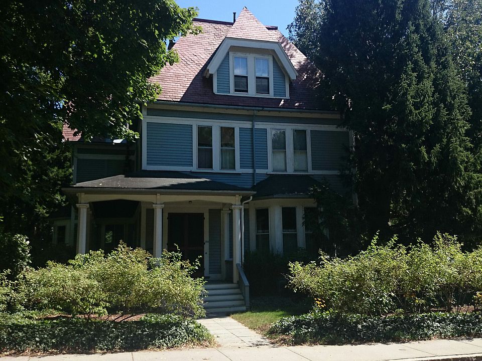2nd image of 100 High St