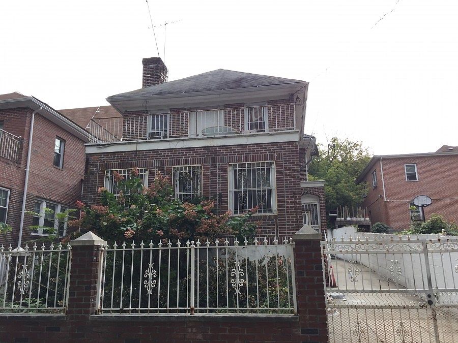 1st image of 4006 Bronx Blvd