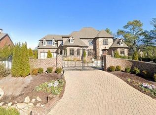 2784 Pucketts Mill Rd, Buford, GA 30519