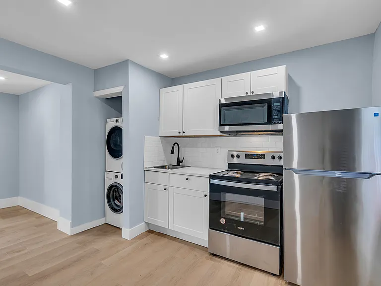 542 Miller Ave #1 — Photo 10