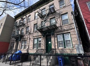 1053 Westside Ave #1R, Jersey City, NJ 07306