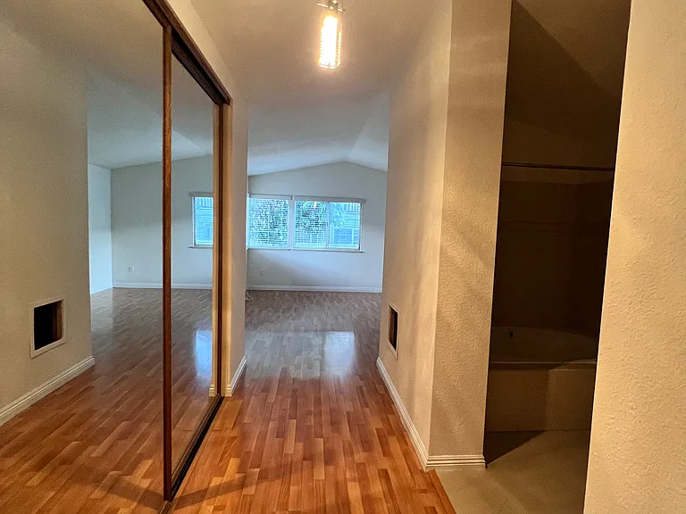 20821 E Crest Ln — Photo 10