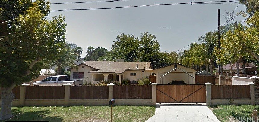 2nd image of 8531 Variel Ave