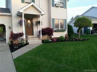 2159 Marina Dr, Lake View, NY 14085