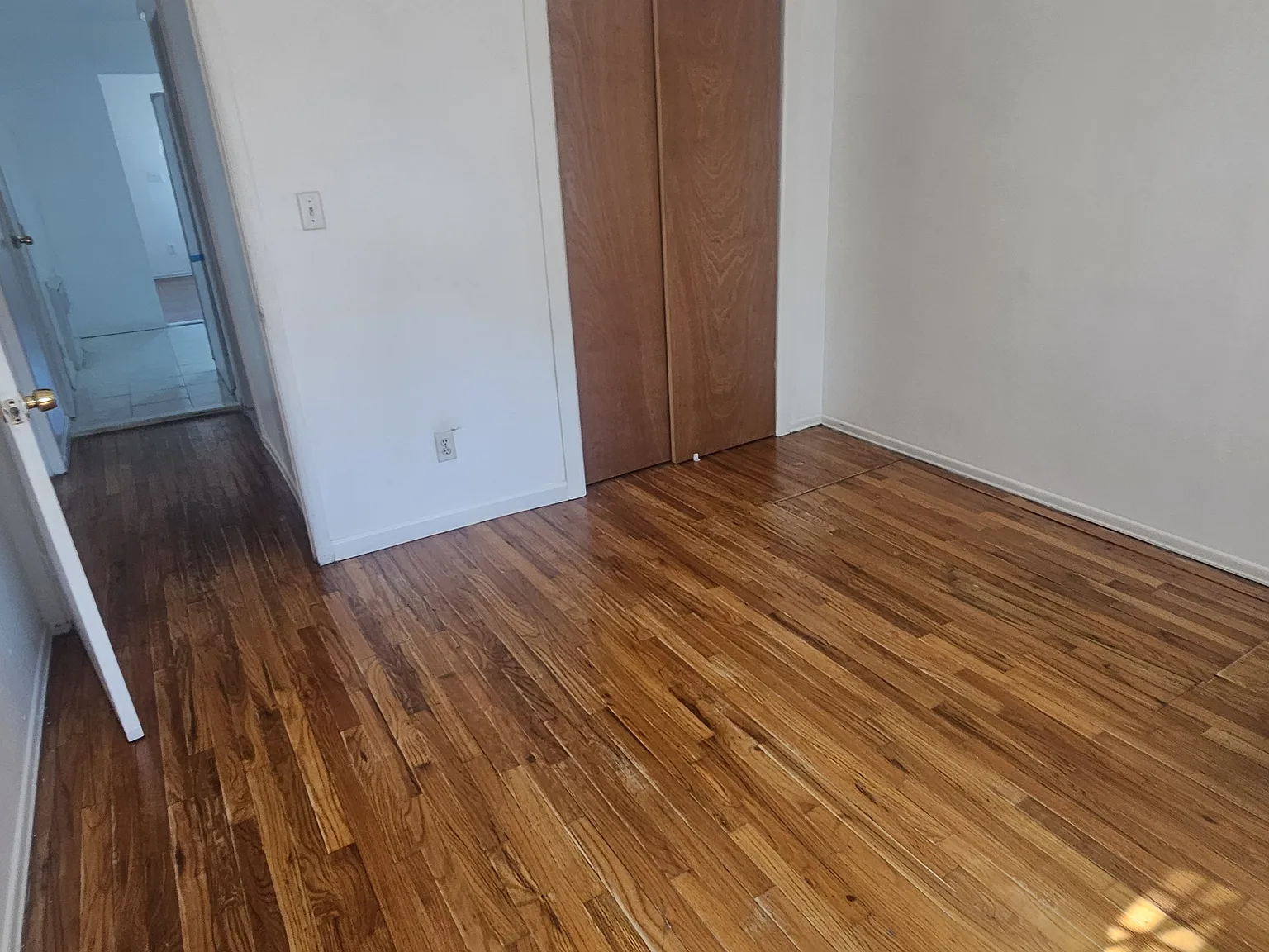 3 bed, $3,753 — Photo 3