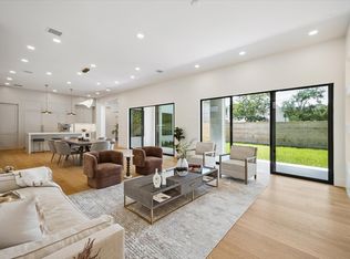 6534 Corbin St, Houston, TX 77055