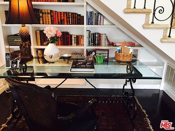 Library corner