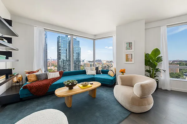 Rented by Extell Marketing Group LLC | media 25