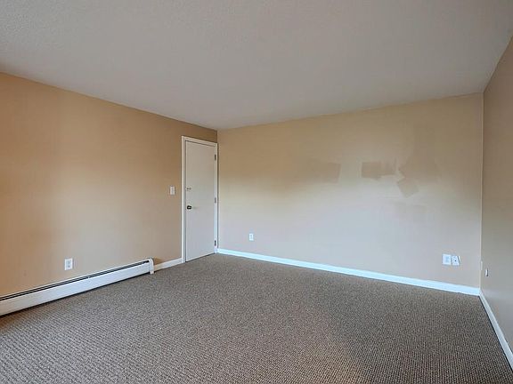 5th image of 50 Danbury Dr APT 18