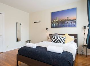 58 Queensberry St APT 19, Boston, MA 02215