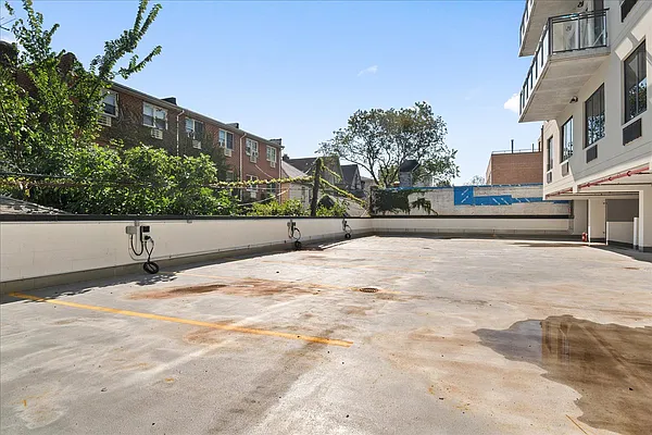 Rented by Elmekies Equities | media 19