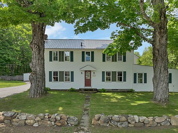 2nd image of 220 Stockbridge Corner Road