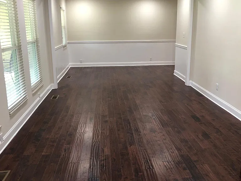 2809 Igou Ferry Rd — Photo 1