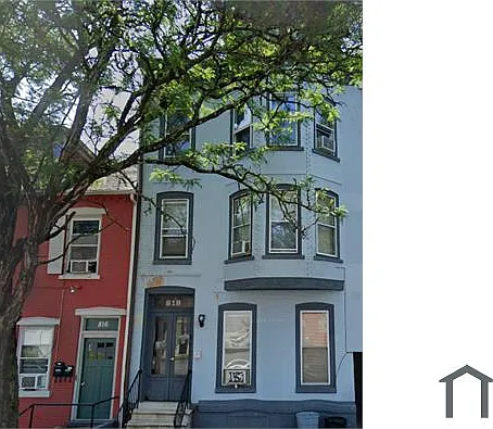 818 W Walnut St #5 — Photo 1
