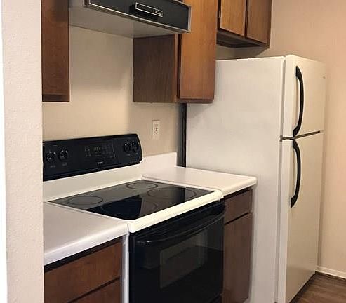 5th image of 7950 N Stadium Dr APT 240