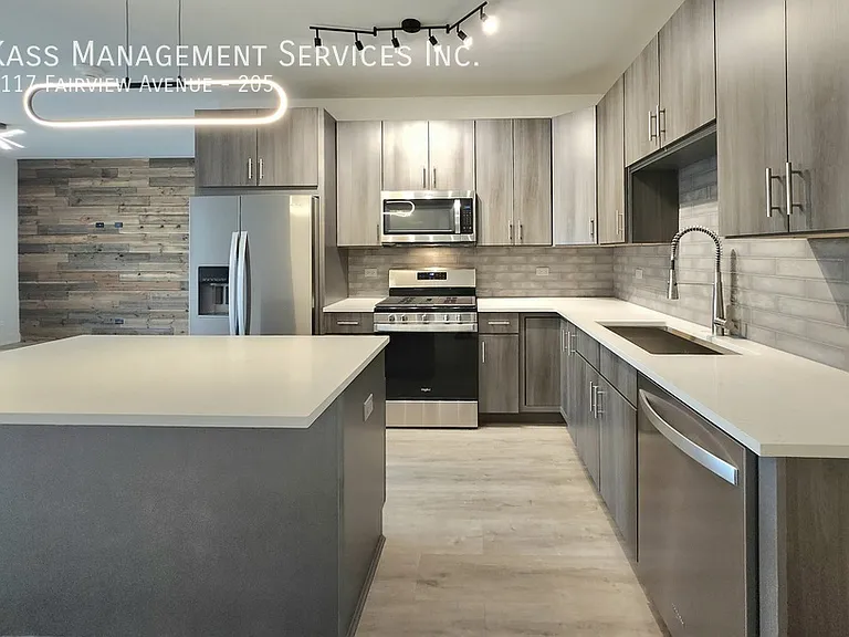 5117 Fairview Ave — Photo 12
