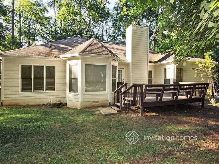 235 Fairview Chase — Photo 4
