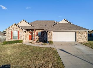414 Kyla Marie Ct, Lavaca, AR 72941