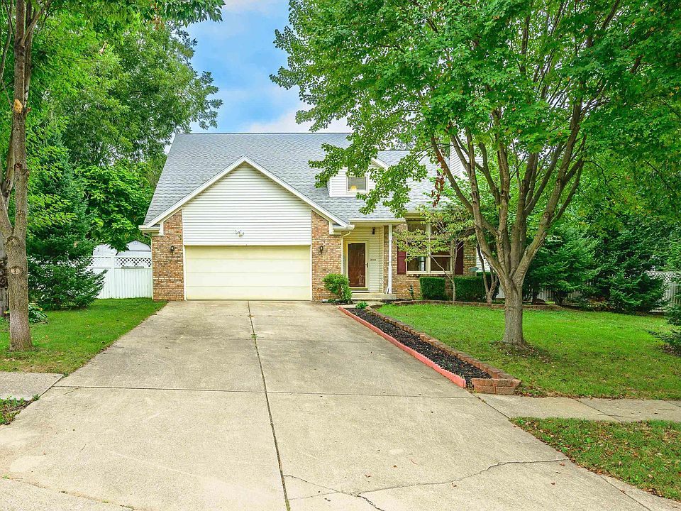 1st image of 600 W Cyprus Cir