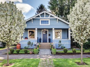 557 N 72nd St, Seattle, WA 98103