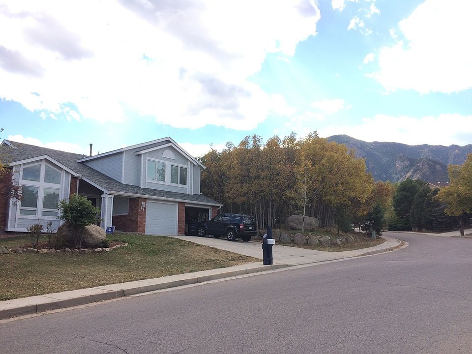 1st image of 65 Lowick Dr