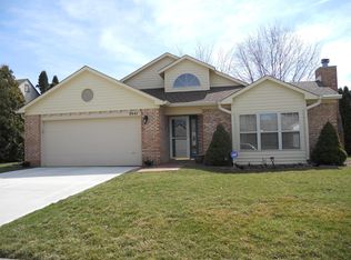 6841 Cherry Blossom East Dr, Fishers, IN 46038