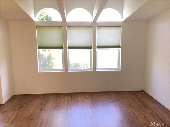 4th image of 1806 140th St E #180