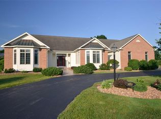 6010 Bay Hill Cir, Jamesville, NY 13078