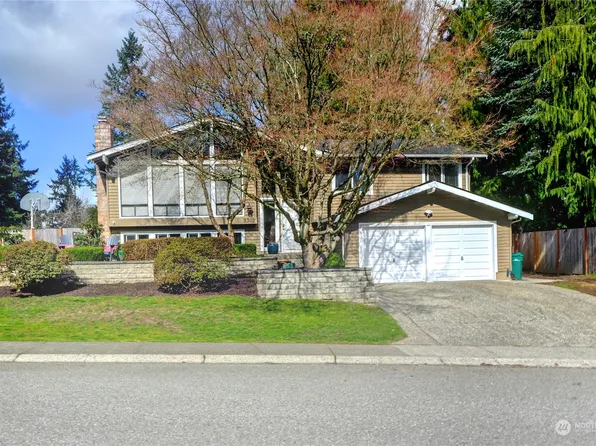 9302 NE 141st Place, Kirkland, WA 98034