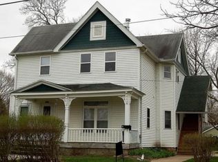 109 E Main St APT 3, Mount Morris, IL 61054