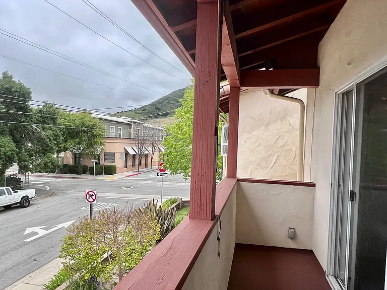 331 Pismo St #C — Photo 15