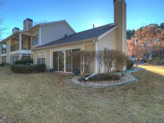 4th image of 601 Ridgefield Dr