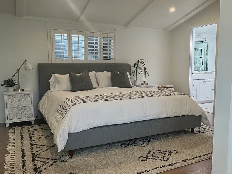 29500 Heathercliff Rd #6 — Photo 12
