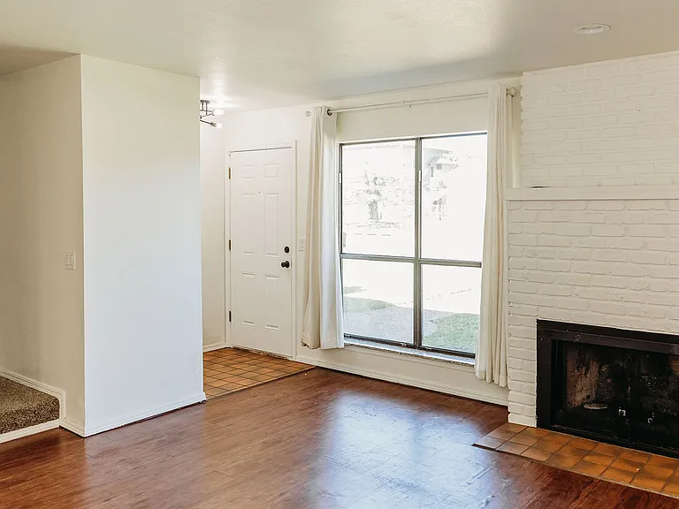 426 S Shawnee Ave — Photo 3