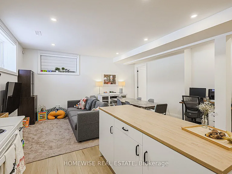 93 Gorman Park Rd — Photo 3