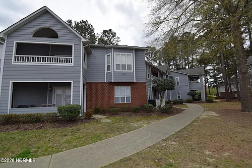 116 Breezewood Dr #G Photo 1