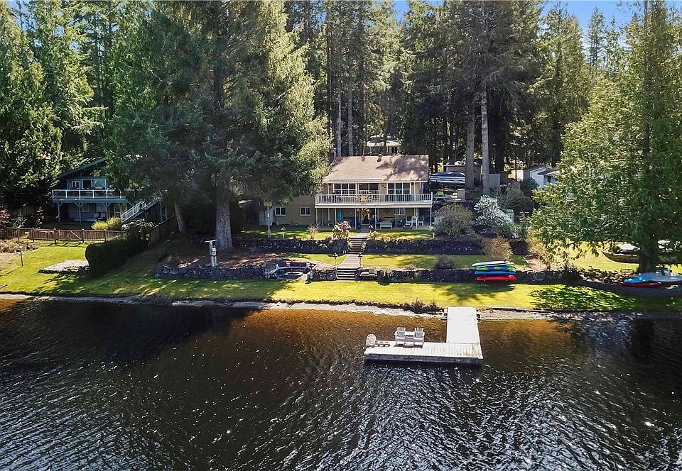 1st image of 671 E Ballantrae Dr