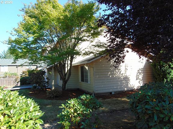 4th image of 5605 NE 89th Ave