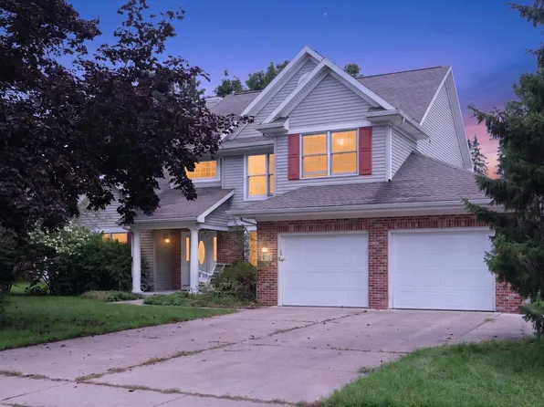 7521 Mac Arthur Ln, Portage, MI 49024