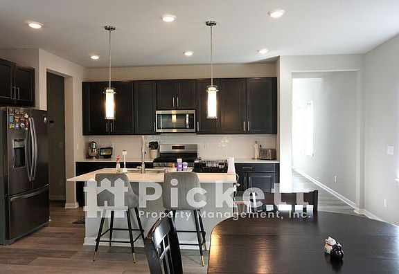 5th image of 4670 Hibiscus Cir SW